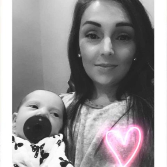 Meet your Posher, Melissa - Picture 1 of 1